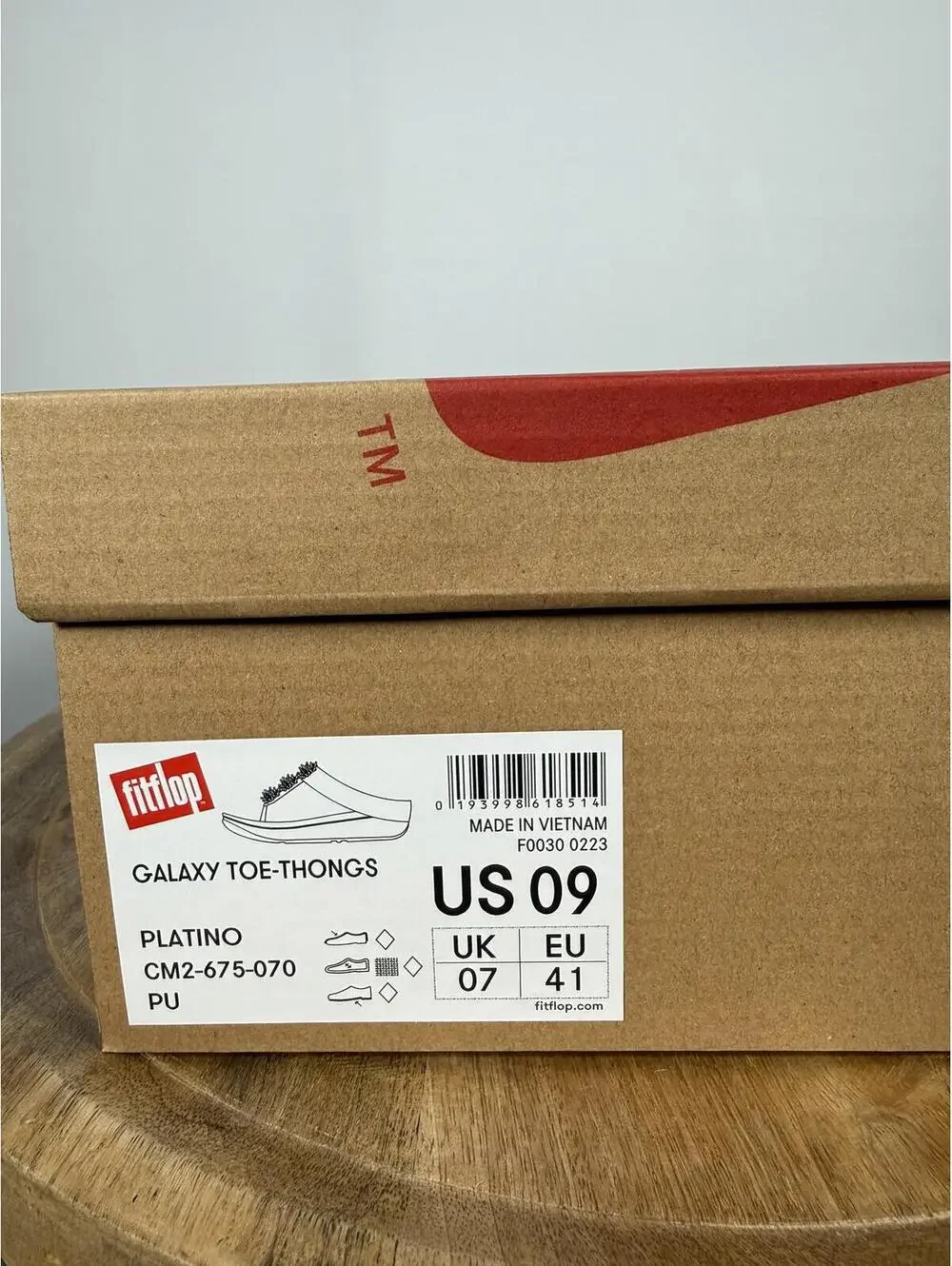 FitFlop Galaxy Toe Wedge Flip Flop Women’s US 9 Platino Sandals NWB - Picture 12 of 12